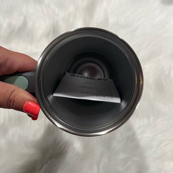 NWT Stanley The Quencher H2.0 FlowState Adventure Travel Tumbler CharcoaL 40 oz. - Picture 7 of 7